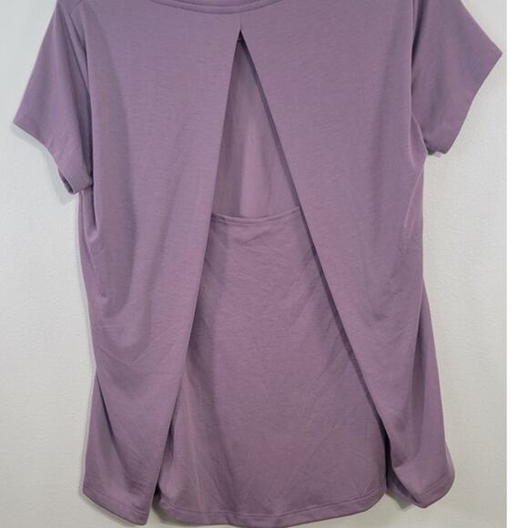 Under Armour Shirt Womens X-Small Heat Gear T-Shirt Sporty Active Athleisure Top - Picture 4 of 6